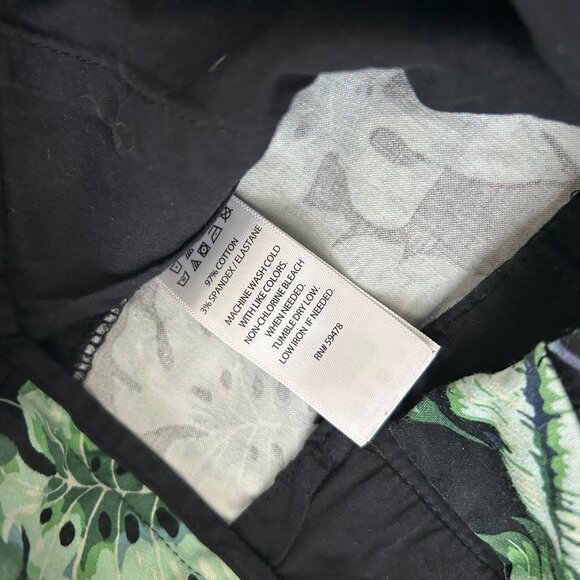 Cynthia Rowley Size 6 Hawaiian Tropical Green Black Floral Cotton Shorts - Picture 4 of 6